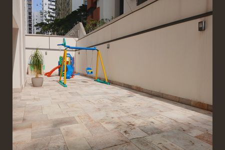 Apartamento à venda com 234m², 4 quartos e 3 vagas Apartamento à venda com 234m², 4 quartos e 3 vagasÁrea comum