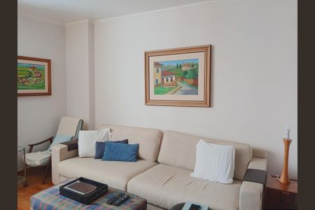 Apartamento à venda com 234m², 4 quartos e 3 vagas Apartamento à venda com 234m², 4 quartos e 3 vagasSala