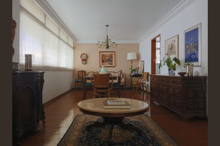 Apartamento à venda com 234m², 4 quartos e 3 vagas Apartamento à venda com 234m², 4 quartos e 3 vagasSala