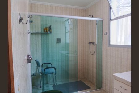 Apartamento à venda com 234m², 4 quartos e 3 vagas Apartamento à venda com 234m², 4 quartos e 3 vagasBanheiro