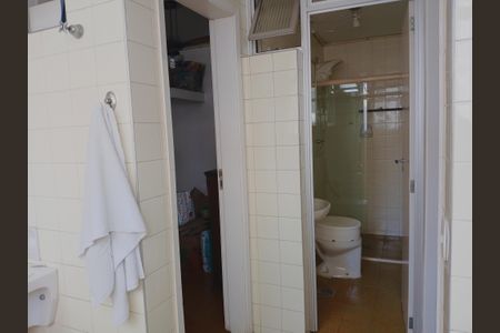 Apartamento à venda com 234m², 4 quartos e 3 vagas Apartamento à venda com 234m², 4 quartos e 3 vagasÁrea de Serviço