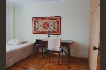 Apartamento à venda com 234m², 4 quartos e 3 vagas Apartamento à venda com 234m², 4 quartos e 3 vagasQuarto