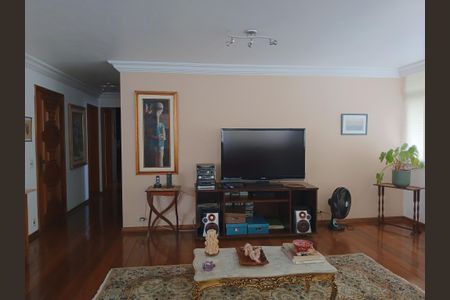 Apartamento à venda com 234m², 4 quartos e 3 vagas Apartamento à venda com 234m², 4 quartos e 3 vagasSala