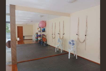 Apartamento à venda com 234m², 4 quartos e 3 vagas Apartamento à venda com 234m², 4 quartos e 3 vagasÁrea comum