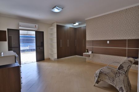 Casa à venda com 200m², 4 quartos e 2 vagas Casa à venda com 200m², 4 quartos e 2 vagasQuarto 2