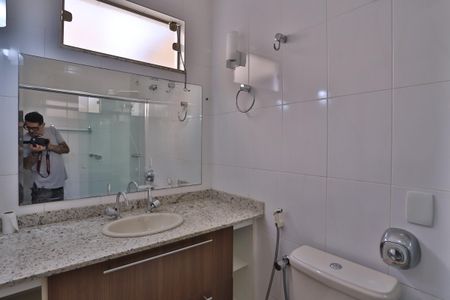 Casa à venda com 200m², 4 quartos e 2 vagas Casa à venda com 200m², 4 quartos e 2 vagasBanheiro do Quarto 3