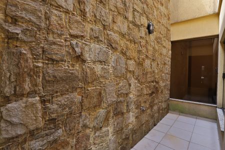 Casa à venda com 200m², 4 quartos e 2 vagas Casa à venda com 200m², 4 quartos e 2 vagasJardim de inverno
