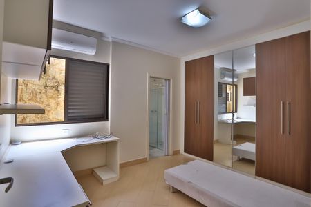 Casa à venda com 200m², 4 quartos e 2 vagas Casa à venda com 200m², 4 quartos e 2 vagasQuarto 3