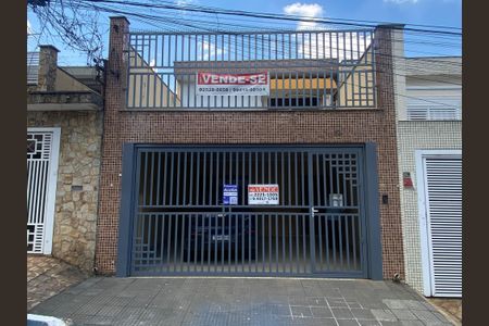 Casa à venda com 200m², 4 quartos e 2 vagas Casa à venda com 200m², 4 quartos e 2 vagasFachada/ Placa