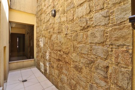 Casa à venda com 200m², 4 quartos e 2 vagas Casa à venda com 200m², 4 quartos e 2 vagasJardim de inverno