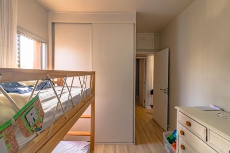 Apartamento à venda com 74m², 3 quartos e 1 vagaQuarto 2