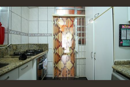 Casa à venda com 200m², 3 quartos e 1 vaga Casa à venda com 200m², 3 quartos e 1 vagaCozinha