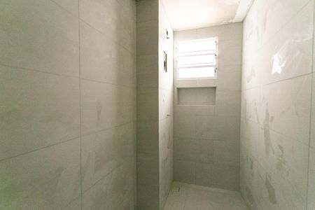 Apartamento à venda com 38m², 2 quartos e sem vaga Apartamento à venda com 38m², 2 quartos e sem vagaBanheiro