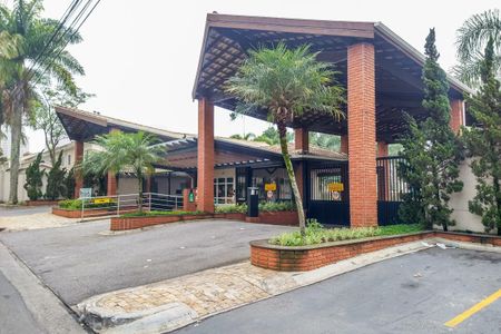 Casa de condomínio à venda com 130m², 3 quartos e 3 vagas Casa de condomínio à venda com 130m², 3 quartos e 3 vagasFachada