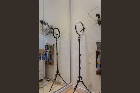 Casa de condomínio à venda com 130m², 3 quartos e 3 vagas Casa de condomínio à venda com 130m², 3 quartos e 3 vagasQuarto 1