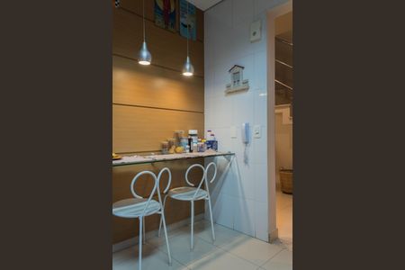 Casa de condomínio à venda com 130m², 3 quartos e 3 vagas Casa de condomínio à venda com 130m², 3 quartos e 3 vagasCozinha