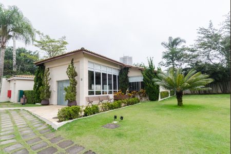 Casa de condomínio à venda com 130m², 3 quartos e 3 vagas Casa de condomínio à venda com 130m², 3 quartos e 3 vagasÁrea comum