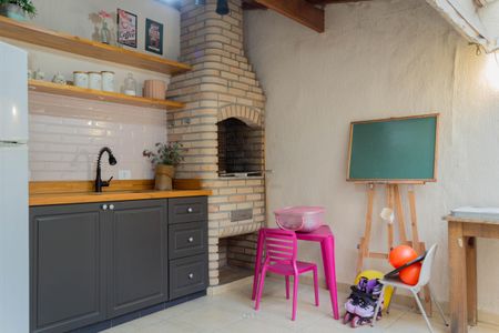 Casa de condomínio à venda com 130m², 3 quartos e 3 vagas Casa de condomínio à venda com 130m², 3 quartos e 3 vagasVaranda