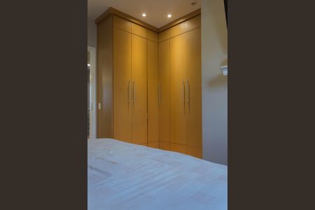 Casa de condomínio à venda com 130m², 3 quartos e 3 vagas Casa de condomínio à venda com 130m², 3 quartos e 3 vagasSuíte 1