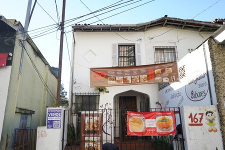 Casa à venda com 135m², 4 quartos e 1 vagaFachada e placa