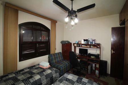 Casa à venda com 167m², 4 quartos e 4 vagasQuarto 1