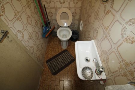 Casa à venda com 167m², 4 quartos e 4 vagasÁrea de Serviço - Banheiro