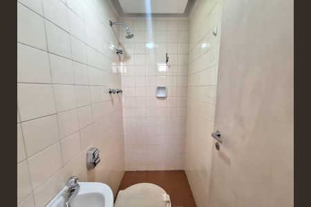 Apartamento à venda com 121m², 3 quartos e 1 vaga Apartamento à venda com 121m², 3 quartos e 1 vagaBanheiro de serviço