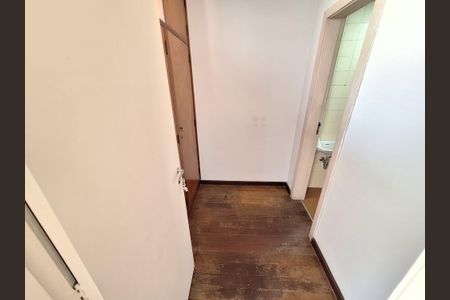 Apartamento à venda com 121m², 3 quartos e 1 vaga Apartamento à venda com 121m², 3 quartos e 1 vagaQuarto de serviço