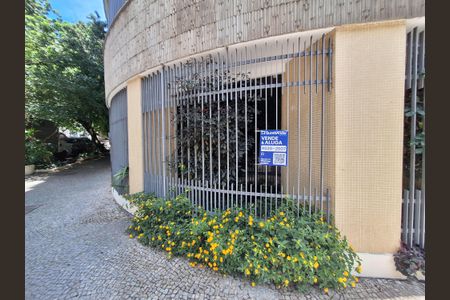 Apartamento à venda com 121m², 3 quartos e 1 vaga Apartamento à venda com 121m², 3 quartos e 1 vagaPlaca