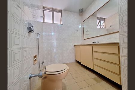 Apartamento à venda com 121m², 3 quartos e 1 vaga Apartamento à venda com 121m², 3 quartos e 1 vagaBanheiro da suíte