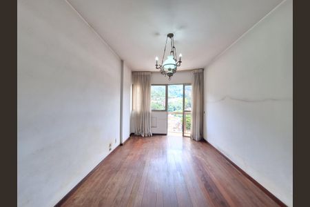 Apartamento à venda com 121m², 3 quartos e 1 vaga Apartamento à venda com 121m², 3 quartos e 1 vagaSuíte