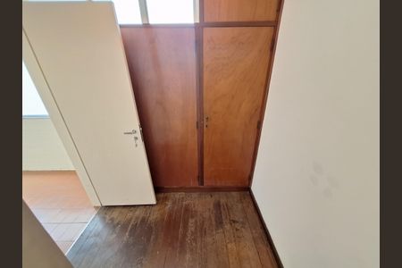 Apartamento à venda com 121m², 3 quartos e 1 vaga Apartamento à venda com 121m², 3 quartos e 1 vagaQuarto de serviço