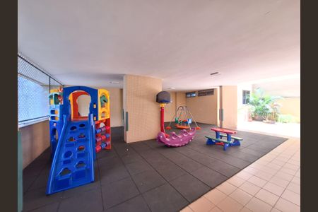 Apartamento à venda com 121m², 3 quartos e 1 vaga Apartamento à venda com 121m², 3 quartos e 1 vagaÁrea comum