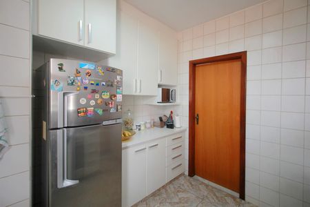 Casa à venda com 270m², 4 quartos e 4 vagasCozinha