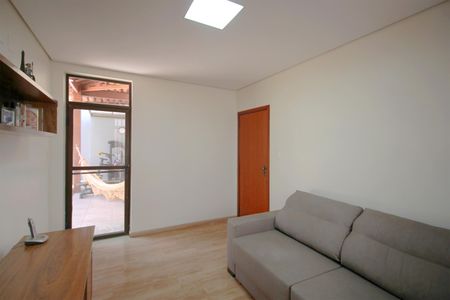 Casa à venda com 270m², 4 quartos e 4 vagasSala de Estar