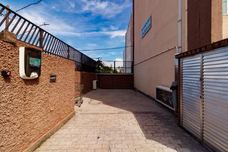 Casa de condomínio à venda com 74m², 2 quartos e sem vagaÁrea comum