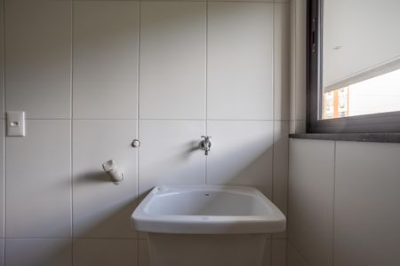 Apartamento à venda com 84m², 2 quartos e 1 vaga Apartamento à venda com 84m², 2 quartos e 1 vagaÁrea de Serviço