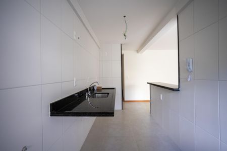 Apartamento à venda com 84m², 2 quartos e 1 vaga Apartamento à venda com 84m², 2 quartos e 1 vagaCozinha