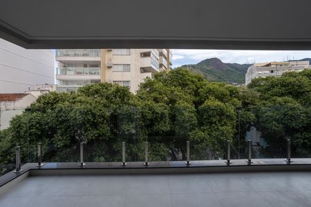Apartamento à venda com 84m², 2 quartos e 1 vaga Apartamento à venda com 84m², 2 quartos e 1 vagaVista do Quarto 2