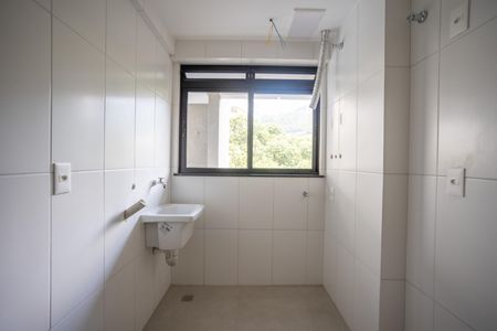 Apartamento à venda com 84m², 2 quartos e 1 vaga Apartamento à venda com 84m², 2 quartos e 1 vagaÁrea de Serviço