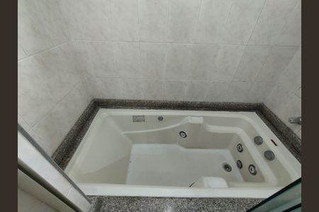 Apartamento à venda com 125m², 4 quartos e 3 vagas Apartamento à venda com 125m², 4 quartos e 3 vagasBanheiro - torneira