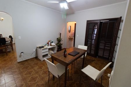 Casa à venda com 172m², 3 quartos e 3 vagas Casa à venda com 172m², 3 quartos e 3 vagasSALA DE JANTAR