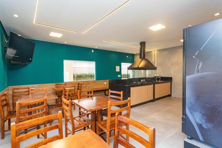 Apartamento à venda com 63m², 2 quartos e 1 vaga Apartamento à venda com 63m², 2 quartos e 1 vagaÁrea comum - Salão de festas Gourmet