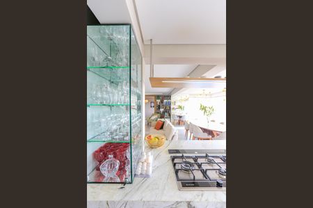 Apartamento à venda com 187m², 4 quartos e 3 vagas Apartamento à venda com 187m², 4 quartos e 3 vagasCozinha