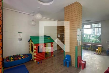 Apartamento à venda com 187m², 4 quartos e 3 vagas Apartamento à venda com 187m², 4 quartos e 3 vagasBrinquedoteca