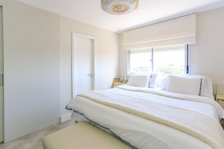 Apartamento à venda com 187m², 4 quartos e 3 vagas Apartamento à venda com 187m², 4 quartos e 3 vagasQuarto 4