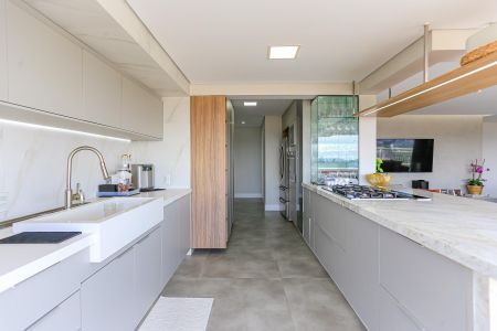 Apartamento à venda com 187m², 4 quartos e 3 vagas Apartamento à venda com 187m², 4 quartos e 3 vagasCozinha