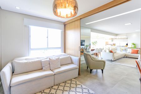 Apartamento à venda com 187m², 4 quartos e 3 vagas Apartamento à venda com 187m², 4 quartos e 3 vagasEscritório