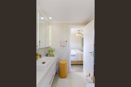 Apartamento à venda com 187m², 4 quartos e 3 vagas Apartamento à venda com 187m², 4 quartos e 3 vagasQuarto 4