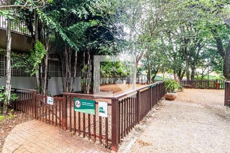 Apartamento à venda com 187m², 4 quartos e 3 vagas Apartamento à venda com 187m², 4 quartos e 3 vagasEspaço pet